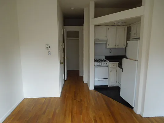 Rented by Ready Group | media 17