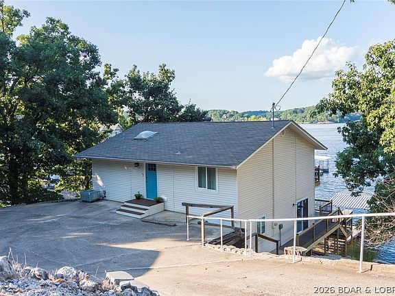 4th image of 749 Lucy Rd
