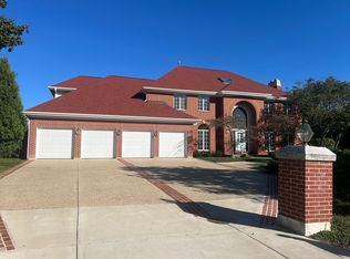 2555 Tennyson Ln, Highland Park, IL 60035