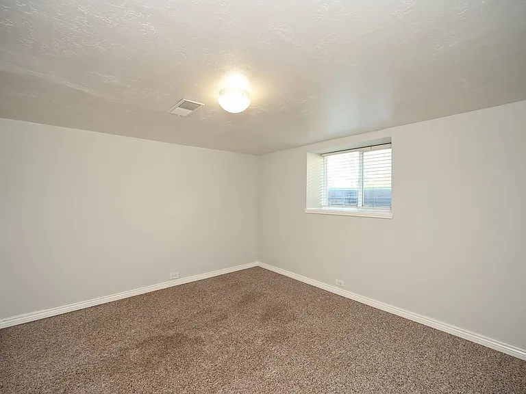 2789 S Alden St — Photo 20