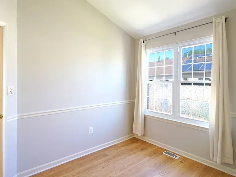 9423 Fields Rd — Photo 22