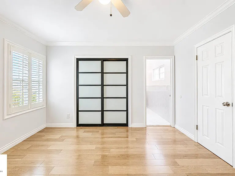 4854 Halkett Ave — Photo 17