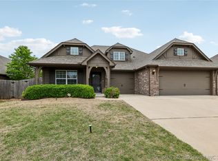 9036 E 138th St S, Bixby, OK 74008