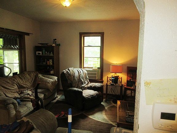 3rd image of 1225 Wilson Street NE