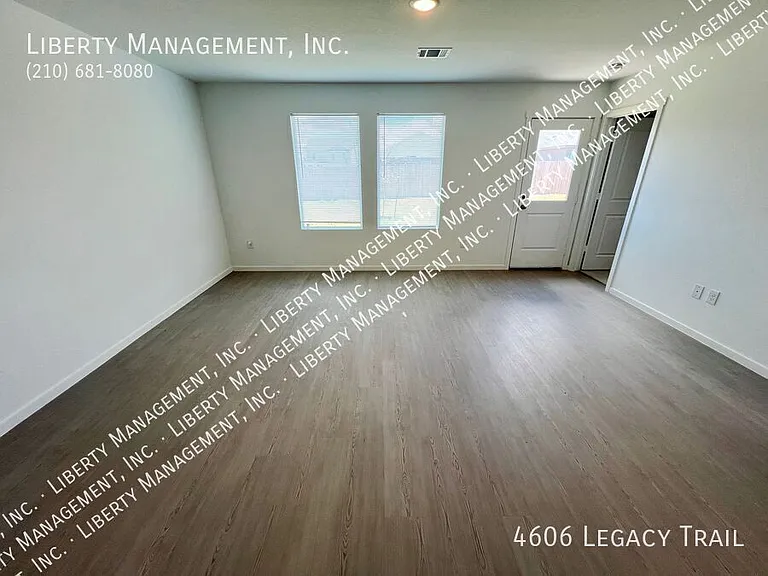 4606 Legacy Point — Photo 23