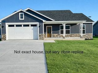 10 Robert Allen Ln, Brandenburg, KY 40108