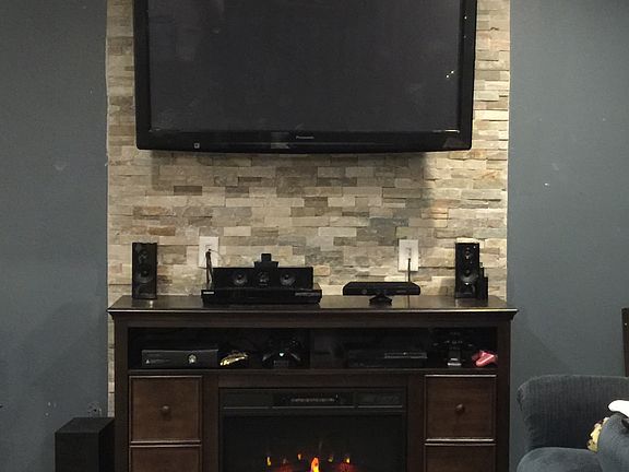 Living room feature 