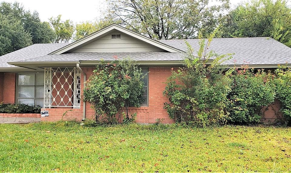 1st image of 2531 Highwood Dr