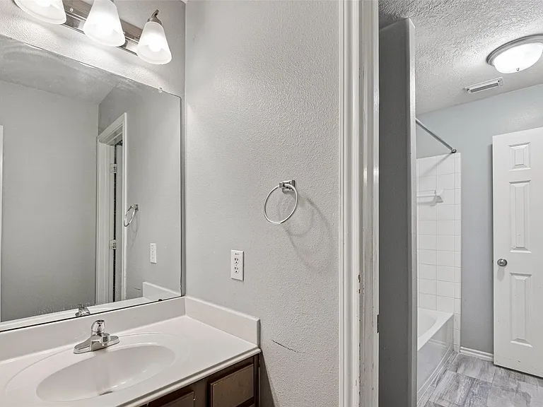 12015 Cottage Elm Ct — Photo 15