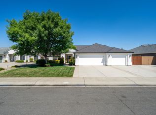 3070 Misty Glen Dr, Redding, CA 96001