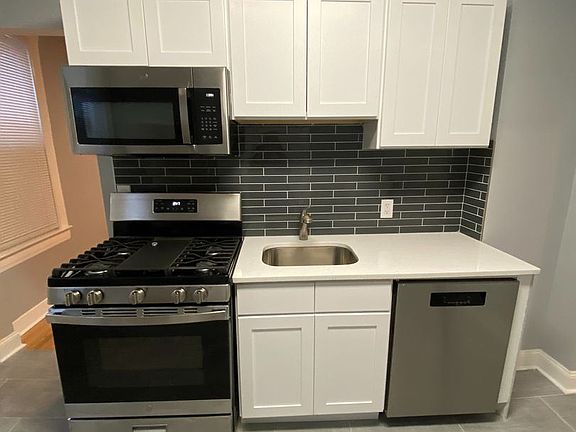 2nd image of 798 Winchester 1st Floor