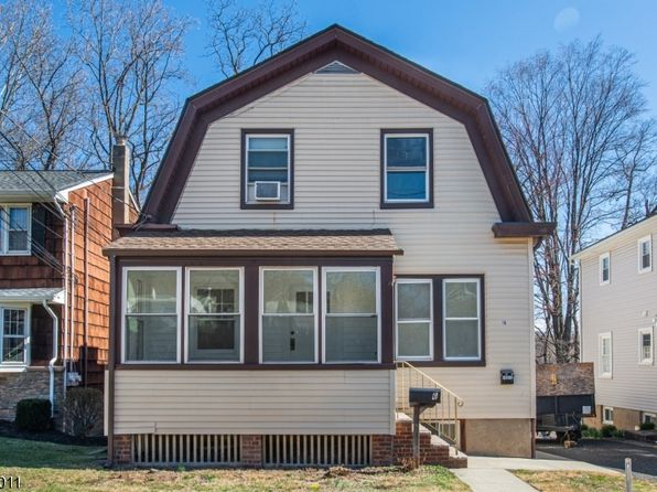16 Coolidge Pl, Haledon Boro, NJ 07508