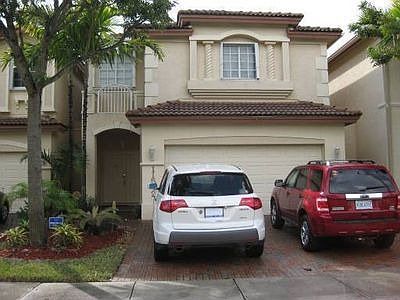 1st image of 11542 NW 69th Ter