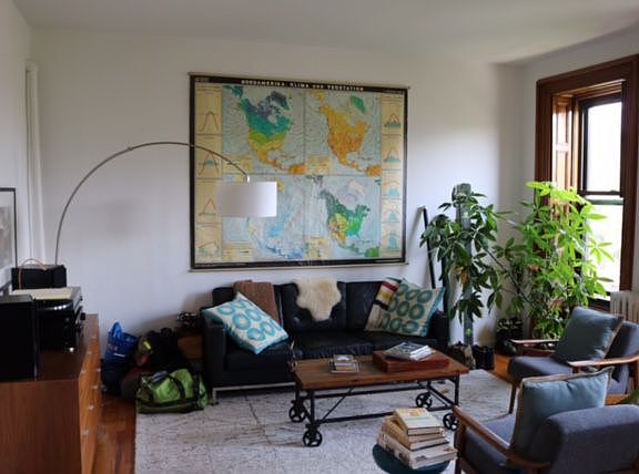 3rd image of 204 Park Pl APT 3