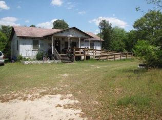 614 Wagontong Rd, Wagener, SC 29164