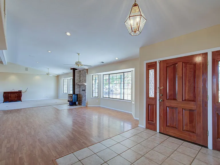 19580 Watts Valley Rd — Photo 11