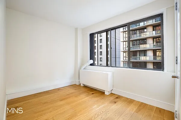 Rented by MNS Marketing | media 31