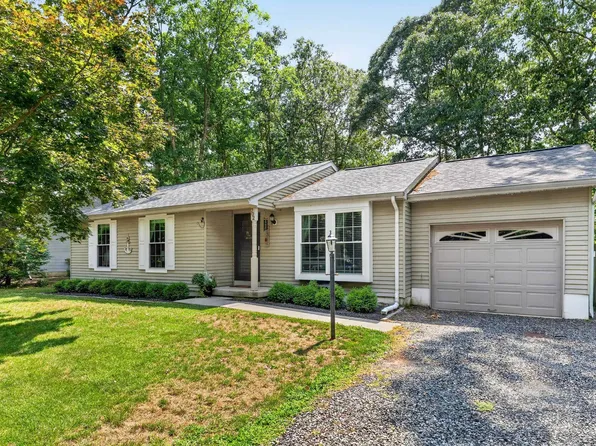 702 Moonraker Ct, Galloway, NJ 08205