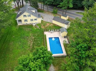 408 Park St, North Reading, MA 01864