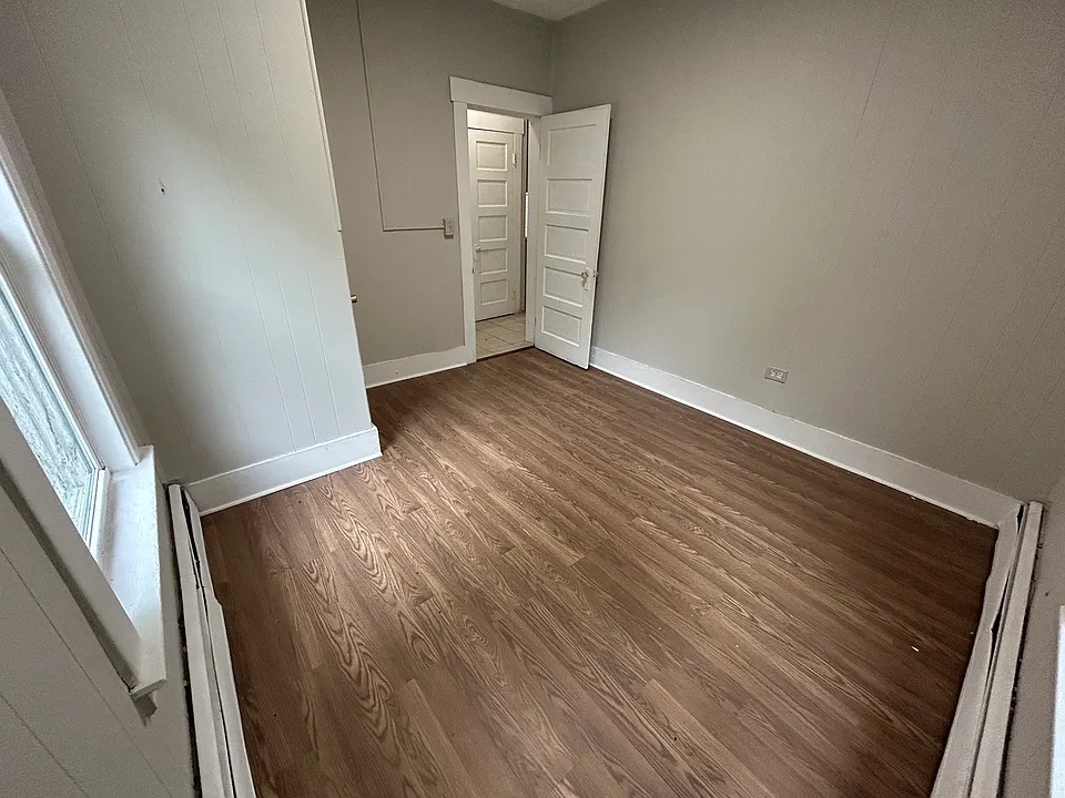 675 Winchester Ave #2