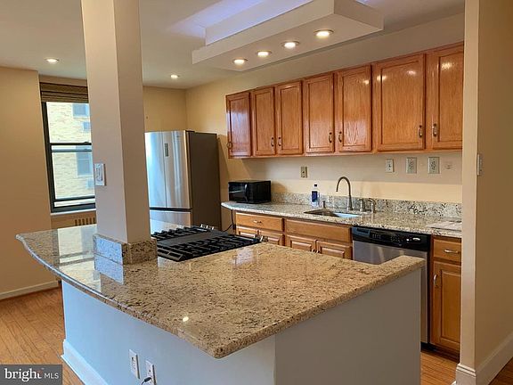 3rd image of 2601 Pennsylvania Ave APT 332