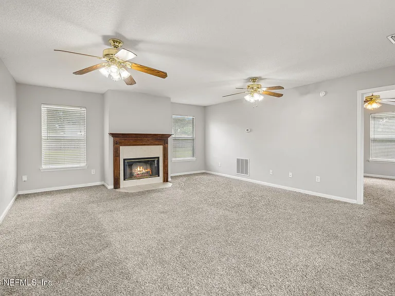 7600 Pheasant Run Dr — Photo 9