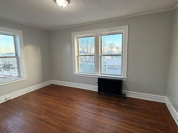 4th image of 1300 Springfield Ave #205