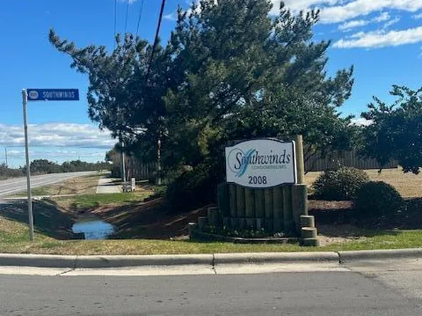 2008 E Fort Macon Road #J 15, Atlantic Beach, NC 28512