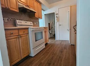 6 Ticonderoga Ct #A, Ridge, NY 11961