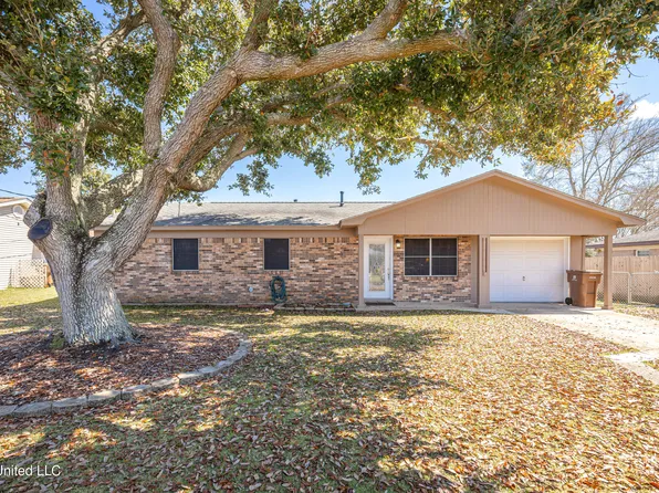 516 Vicki Dr, Diberville, MS 39540