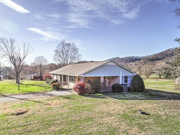 2nd image of 2111 Brown Dr