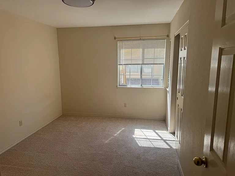 2921 Garden Creek Cir — Photo 13