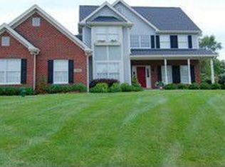 7N063 Sorrel Ct, St Charles, IL 60175