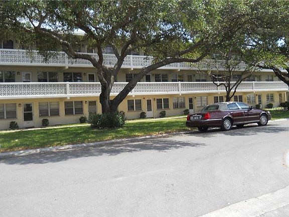 2nd image of 8101 11th St N APT 225