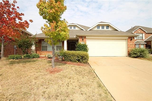 5447 Lavaca Rd, Grand Prairie, TX 75052 | Zillow
