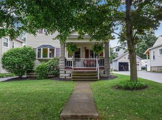 37 Clinton St, Akron, NY 14001