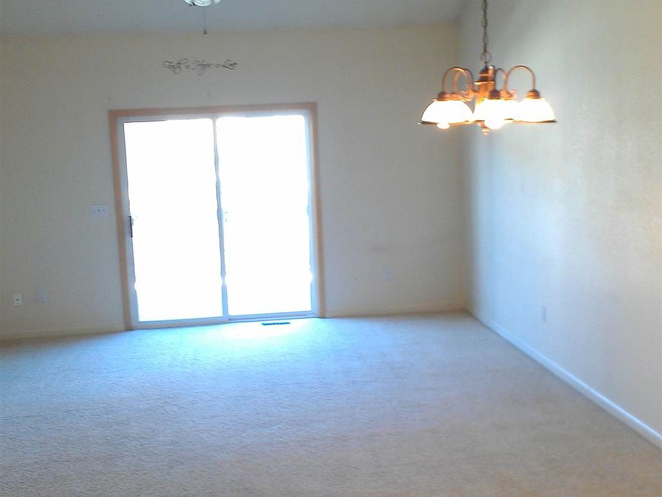 1st image of 3303 Barbera St