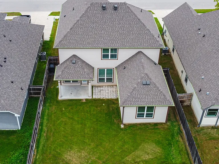 6306 Golden Gate Dr — Photo 22