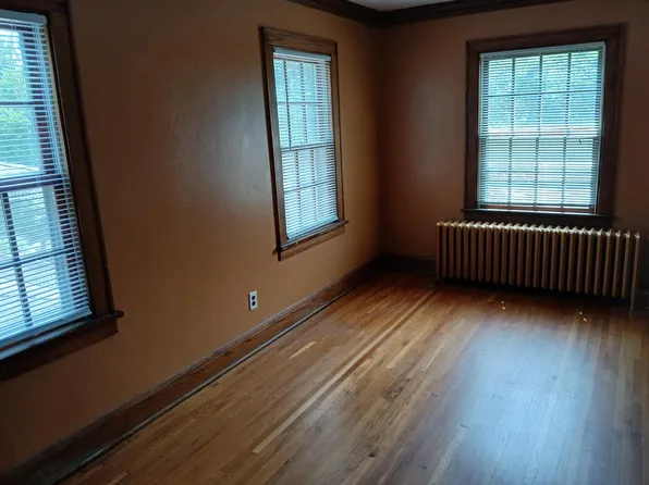 677 Summit Ave #3, Saint Paul, MN 55105