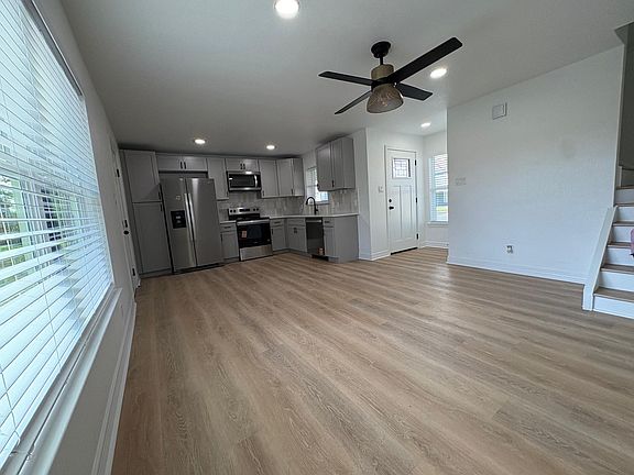 3rd image of 1207 2nd Ave N #1207