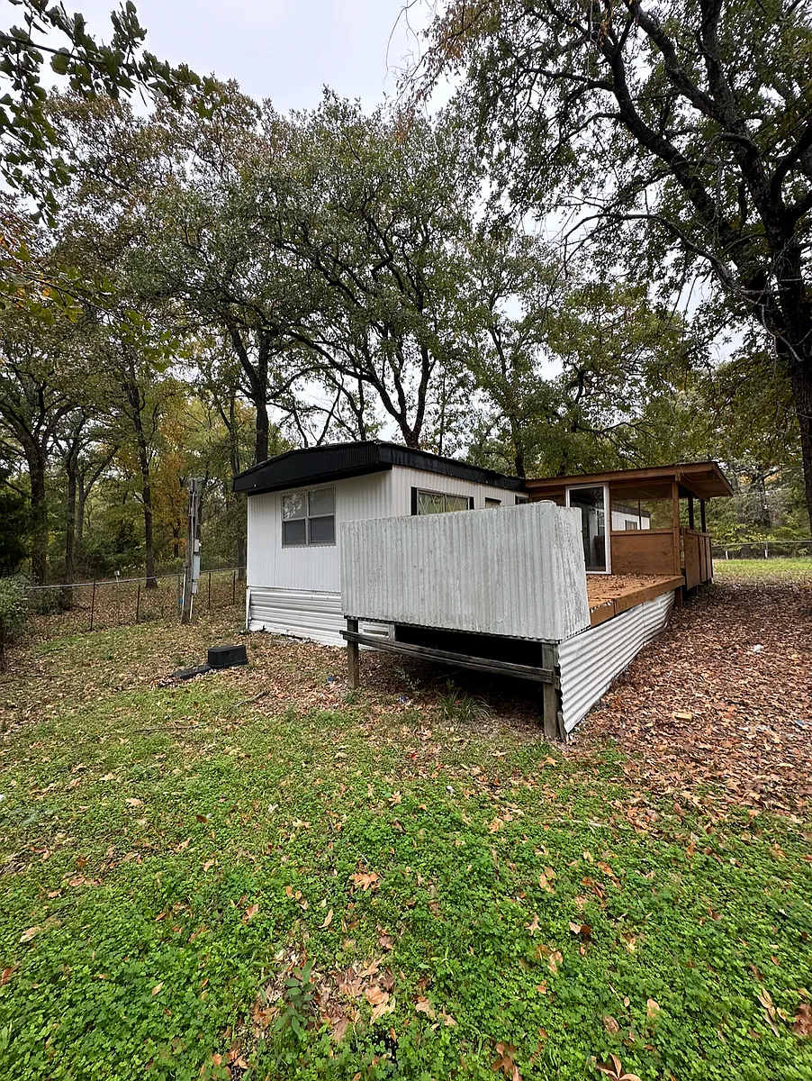 Building Photo - 7126 Blackhawk Dr