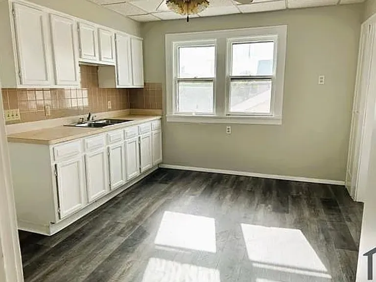 11120 Wadsworth Ave #2 — Photo 6