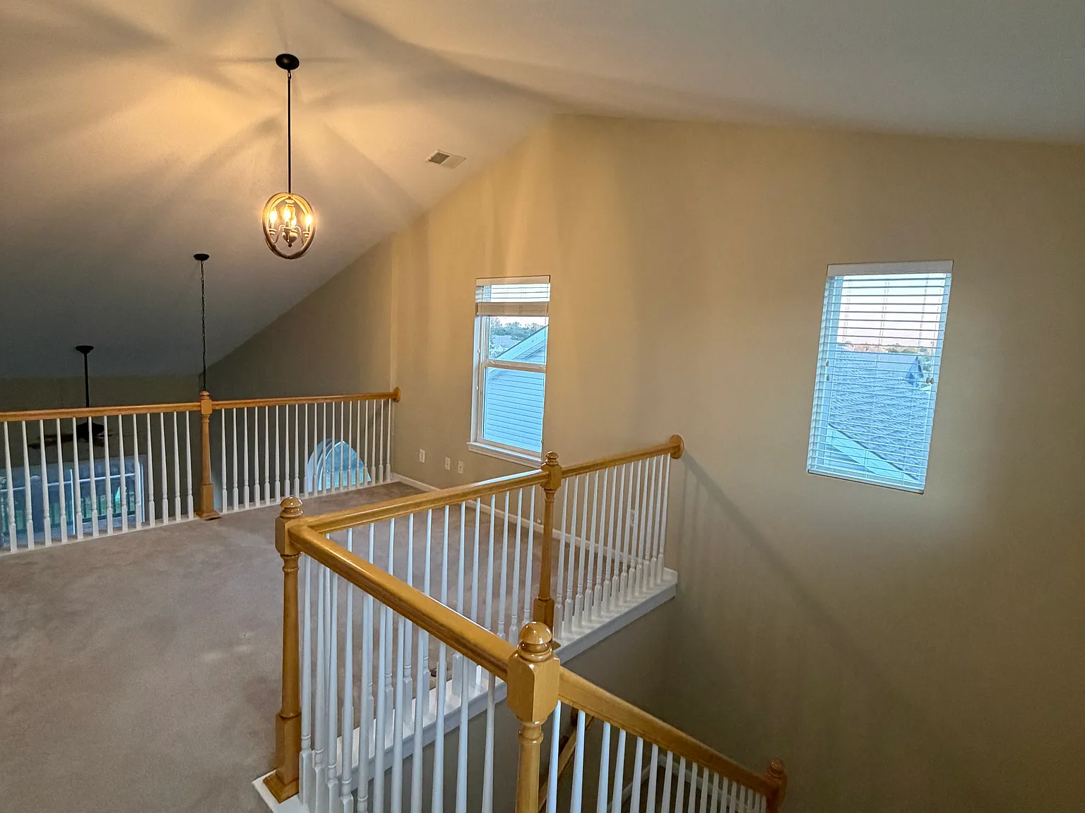 2 bed, 1472 sqft, $1,000 — Photo 4