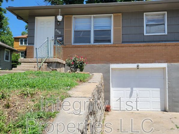 2216 State Ave