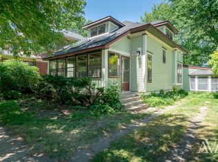 721 Hawthorne St NE, Grand Rapids, MI 49503