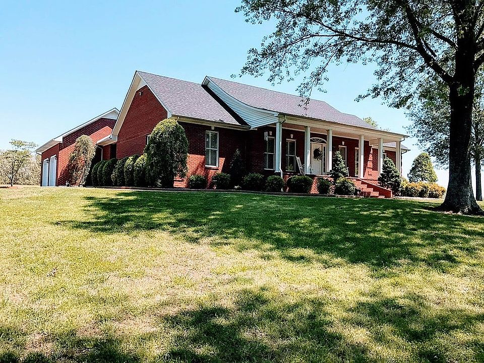 2nd image of 925 Puckett Rd