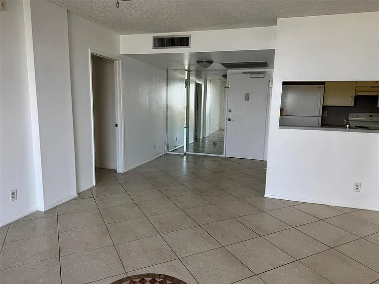 777 S Federal Hwy #16 — Photo 8