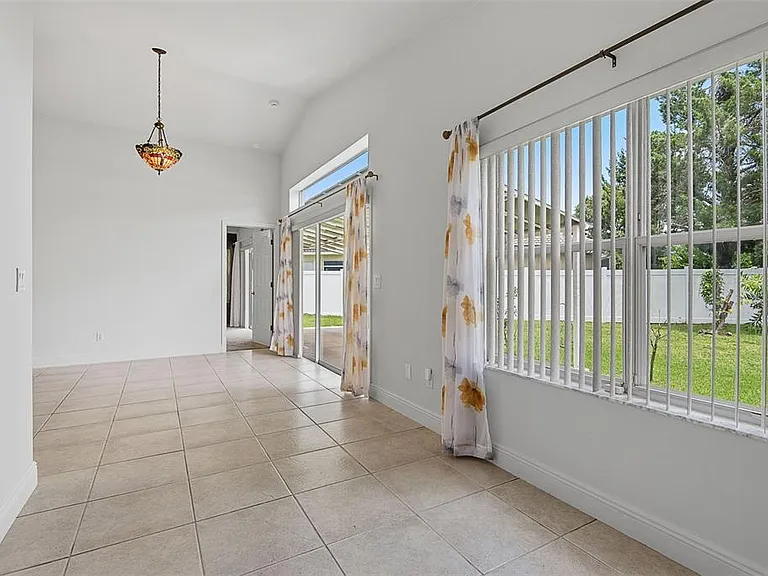 113 Whippoorwill Dr — Photo 15