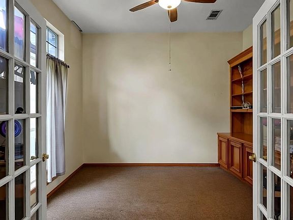 5th image of 251 Petty Rd