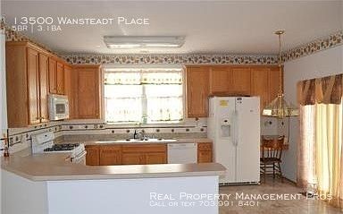 2nd image of 13500 Wansteadt Pl